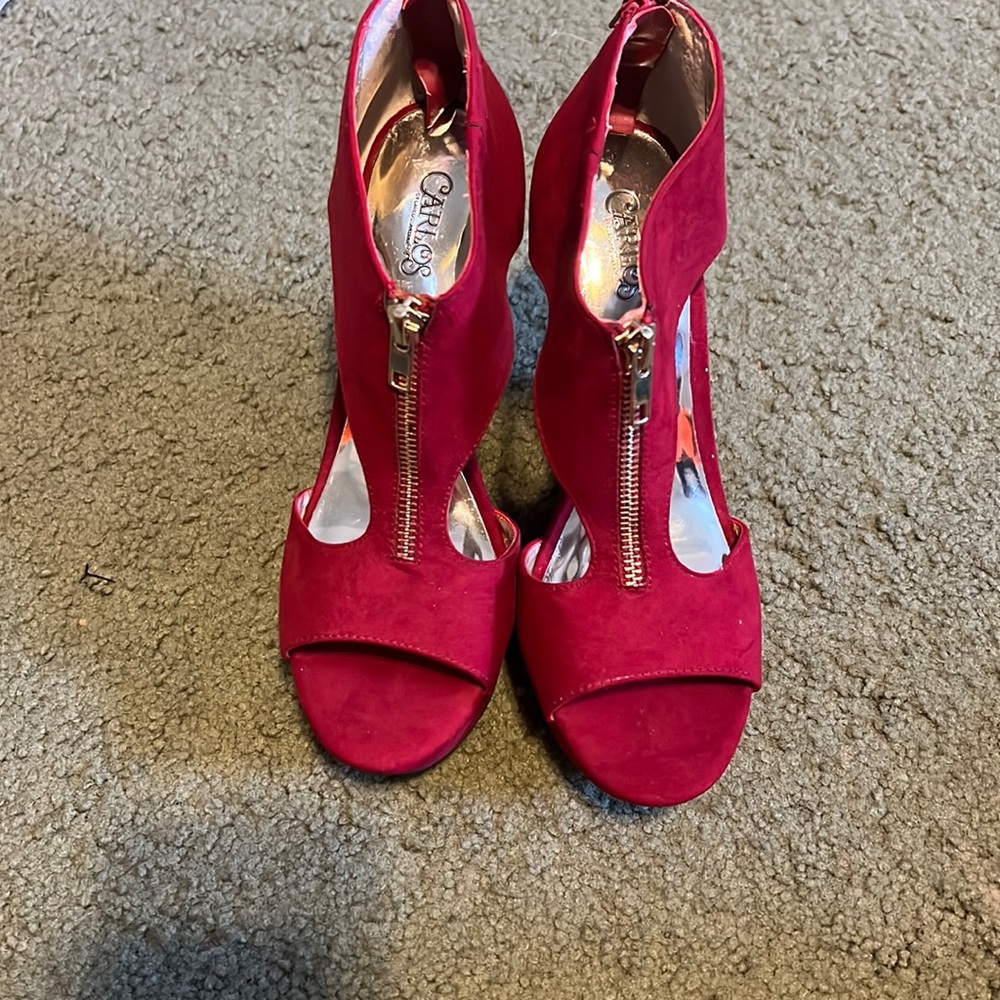 Carlos Santana red wedges